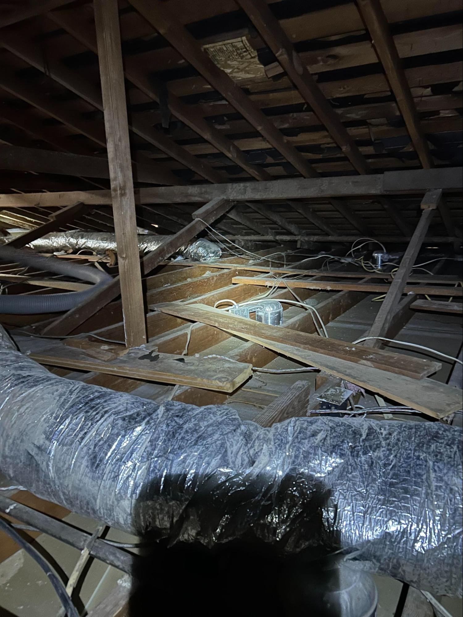 Read more about the article The Benefits of Hiring Professional Home Insulation Contractors