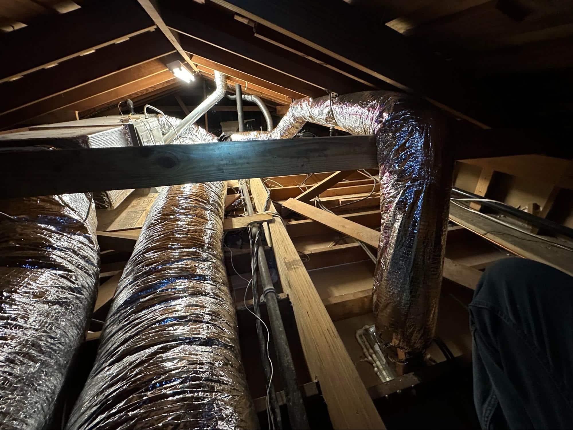 Read more about the article Before and After: What to Expect from a Full Air Duct Replacement