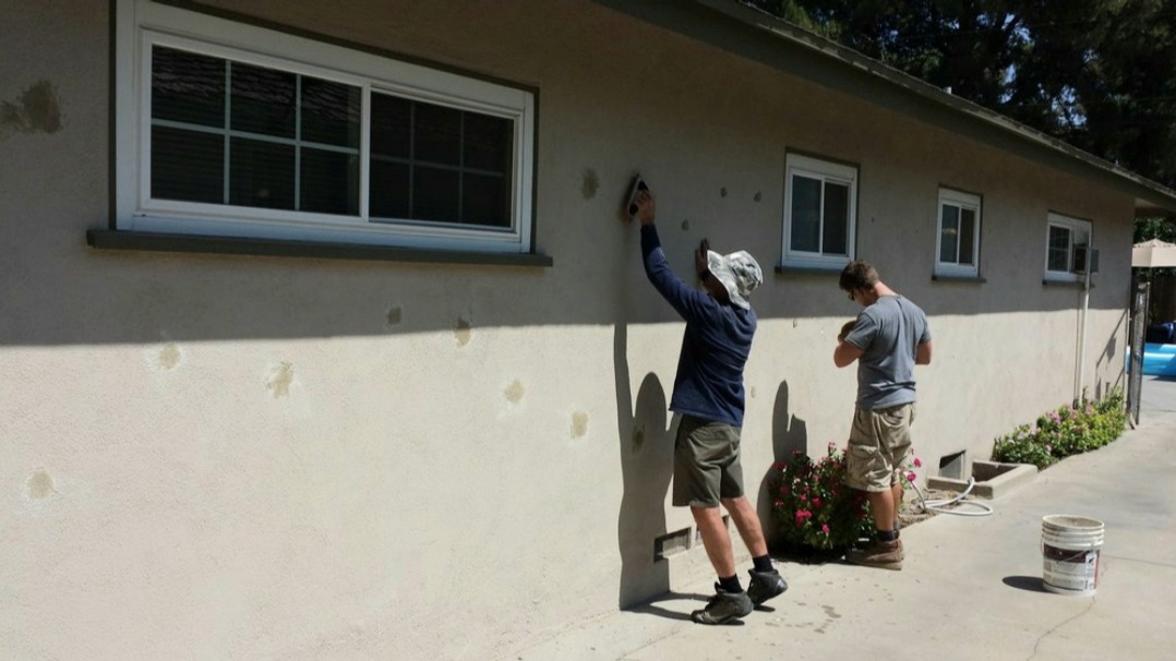 Read more about the article Are Your Walls Insulated? Signs You Might Be Missing Out